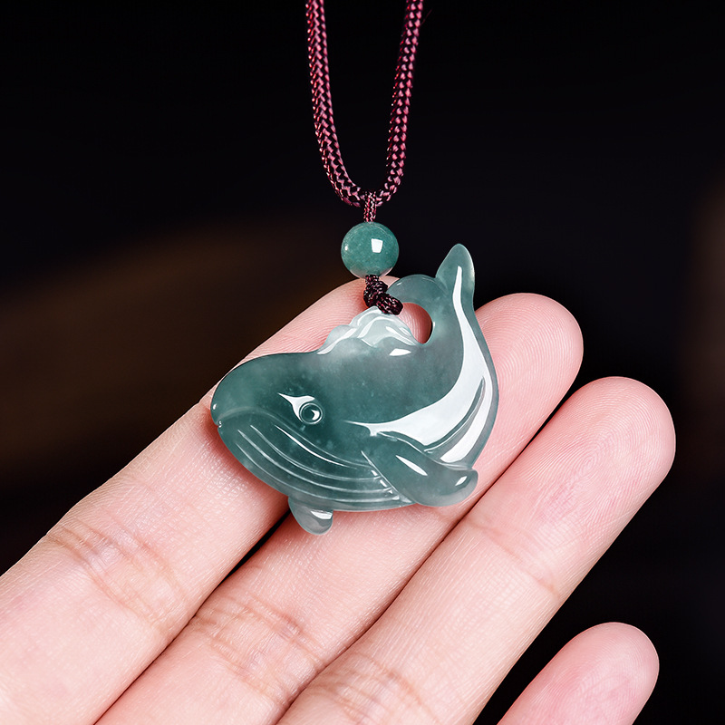 Natural Burmese Jadeite Whale  - Jewelry & Watches Vitopoulos Reviews recension och pris